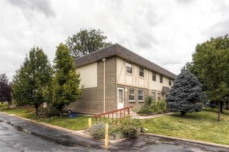 5060 E Hinsdale Pl in Centennial, CO - Building Photo - Building Photo