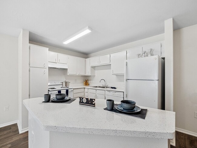Tidwell Estates Apartments in Houston, TX - Foto de edificio - Building Photo