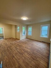 149-151-151 Scheerer Ave, Unit 2 in Newark, NJ - Foto de edificio - Building Photo