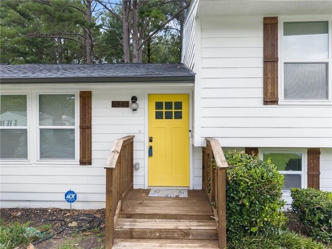 6940 Cainwood Dr in College Park, GA - Building Photo - Building Photo