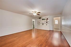 1110 Doss Dr in Garland, TX - Building Photo - Building Photo