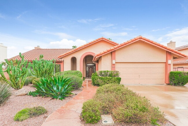property at 1517 W Antiqua Dr