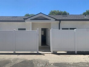 19509 Enadia Way in Los Angeles, CA - Building Photo - Building Photo