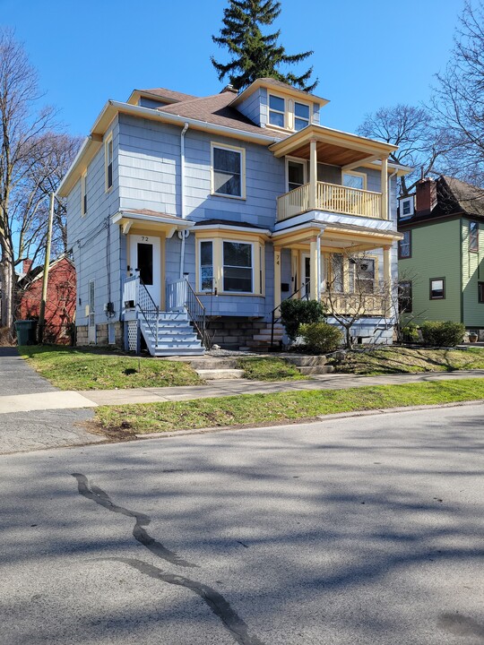 74 Cambridge St in Rochester, NY - Foto de edificio