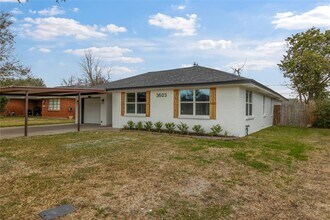 3603 Mattye Maye Dr in Pasadena, TX - Building Photo - Building Photo
