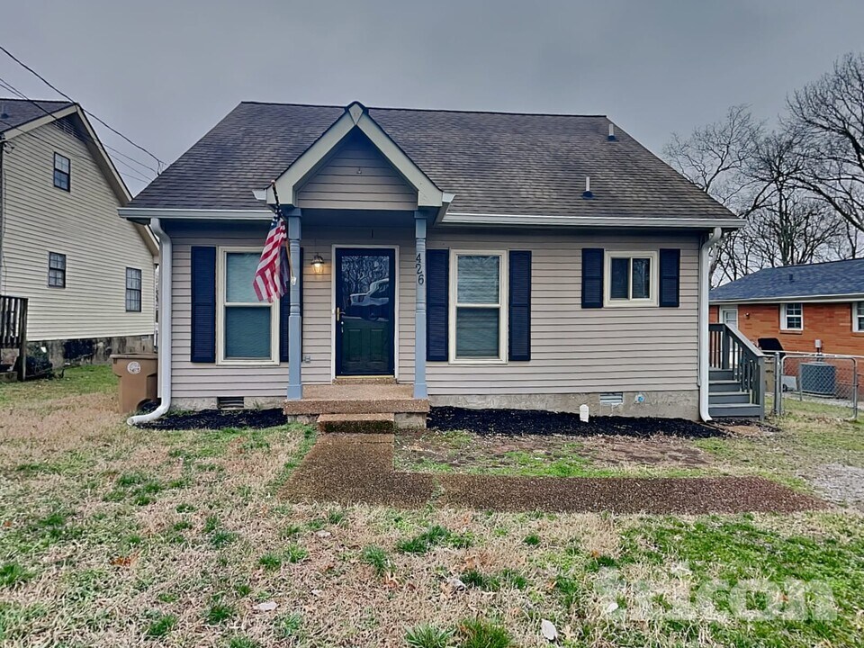426 Kinsey Blvd in Nashville, TN - Building Photo