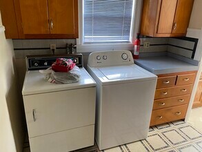 377 S St E in Raynham, MA - Building Photo - Building Photo