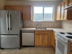 235 Belhaven Ave in Daly City, CA - Building Photo - Building Photo