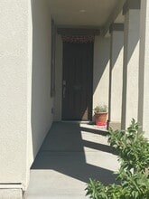 6338 Red Stable Rd in Sparks, NV - Building Photo - Building Photo