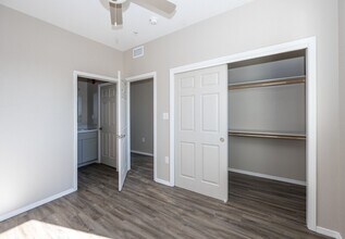247 US-550 in Bernalillo, NM - Building Photo - Building Photo
