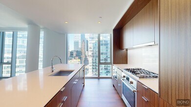635 W 59th St in New York, NY - Building Photo - Building Photo