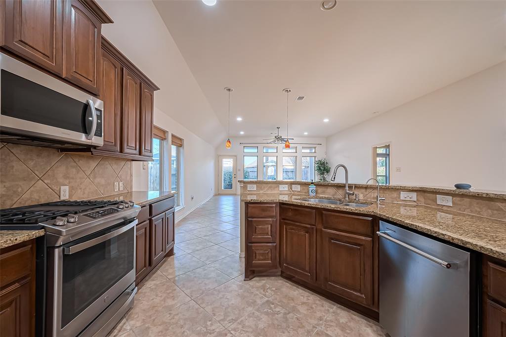 6010 Le Moyne Pass Ln in Missouri City, TX - Building Photo