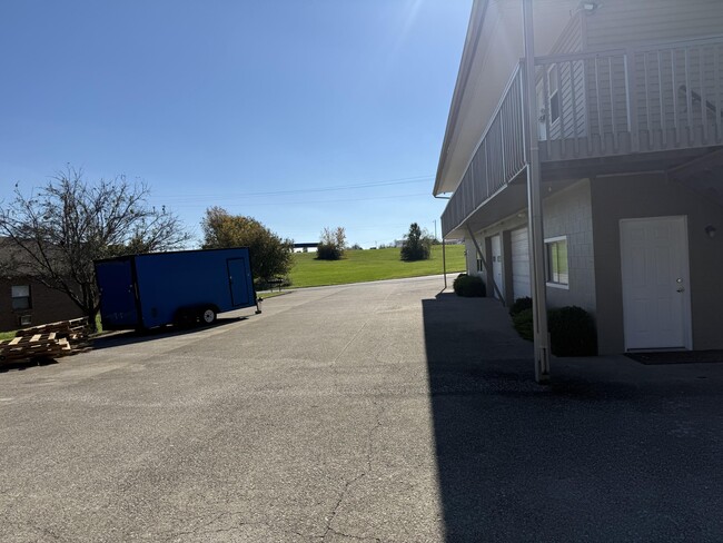419 Gibson Ln in Richmond, KY - Building Photo - Building Photo