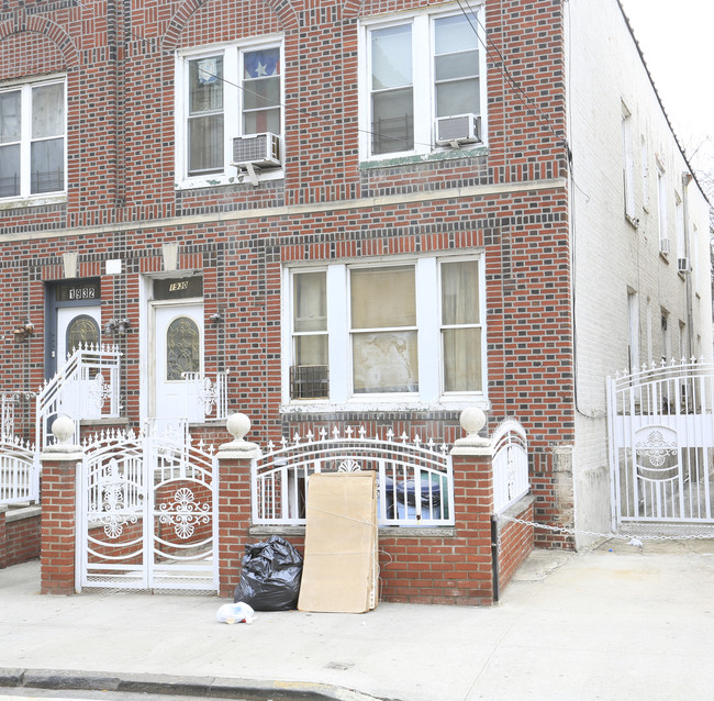 1930 Daly Ave in Bronx, NY - Building Photo - Building Photo