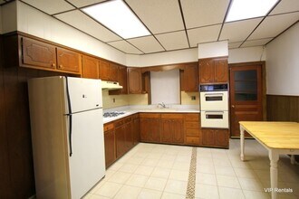 113 N Clinton St in Baltimore, MD - Building Photo - Building Photo