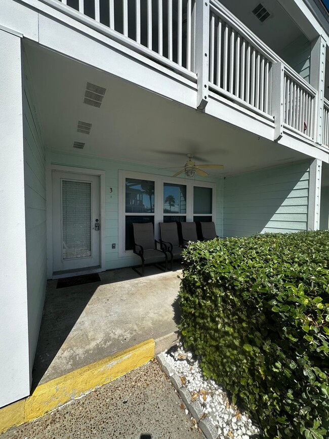 17670 Front Beach Rd in Panama City Beach, FL - Building Photo - Building Photo