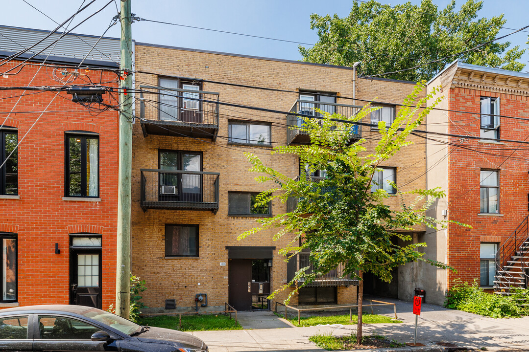 160 Bourget Rue in Montréal, QC - Building Photo