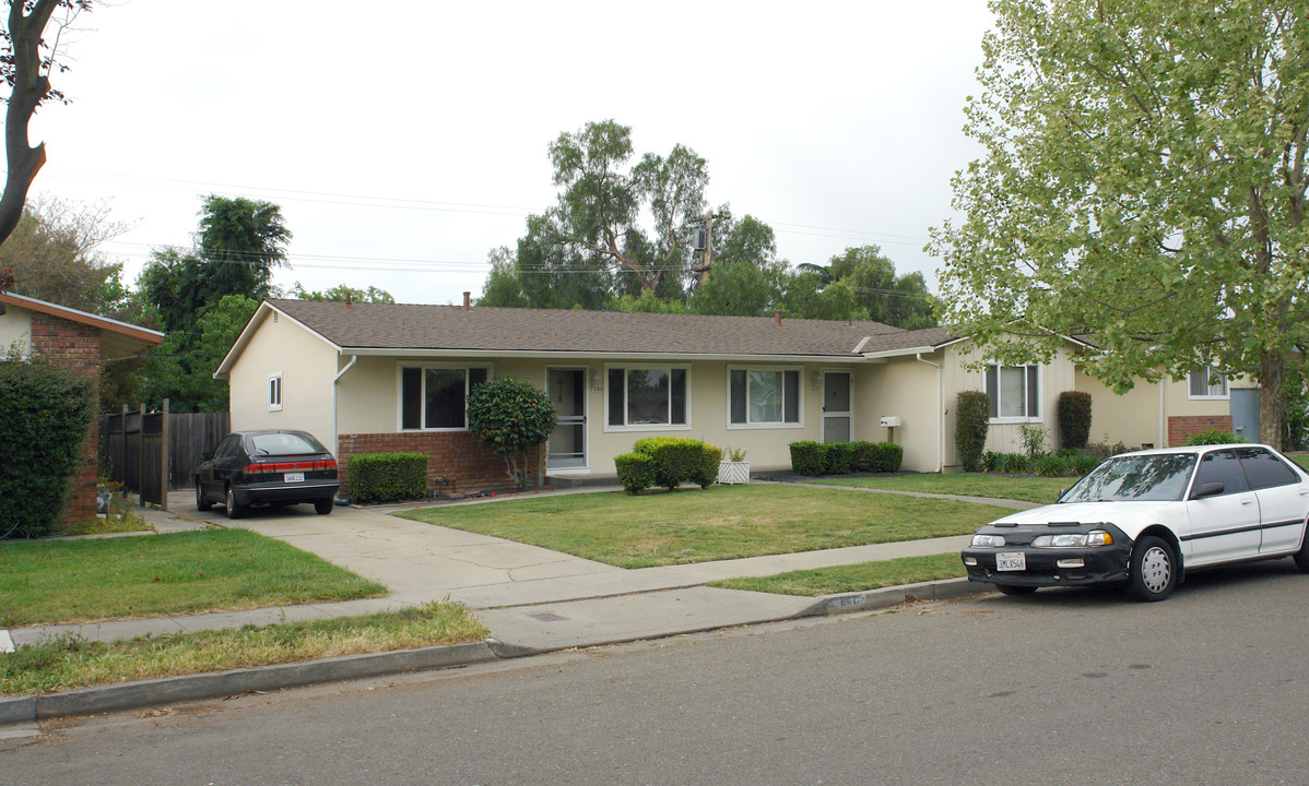 1156-1160 Bismarck Dr in Campbell, CA - Building Photo