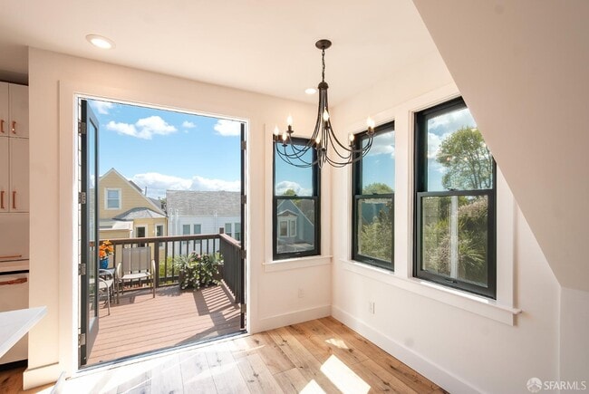 60 Carmelita St in San Francisco, CA - Building Photo - Building Photo