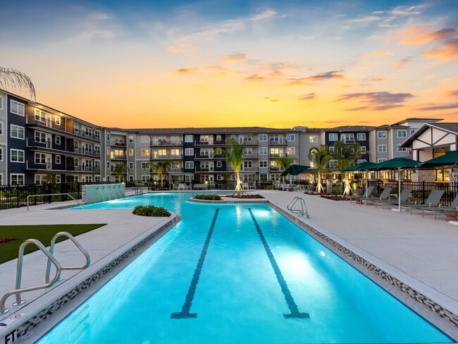 Solea Wellen Park 55+ Active Adult in Venice, FL - Building Photo - Building Photo