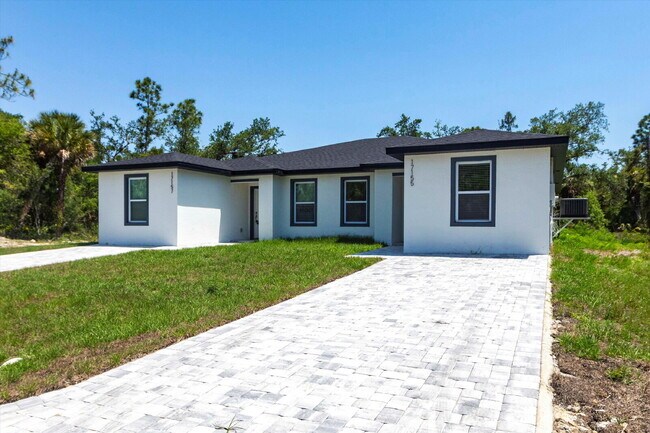17155 Belmont Ave in Port Charlotte, FL - Building Photo - Building Photo