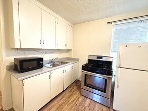 560-564 S 600 E in Salt Lake City, UT - Building Photo - Building Photo