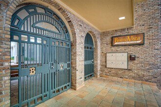 1908 San Antonio St in Austin, TX - Foto de edificio - Building Photo