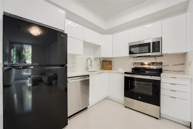 2020 Prairie Ave in Miami Beach, FL - Foto de edificio - Building Photo