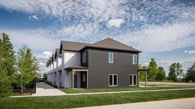 Bison Run Rentals in Fargo, ND - Building Photo - Building Photo