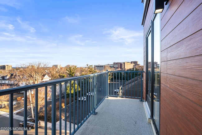 property at 185 Morris Ave