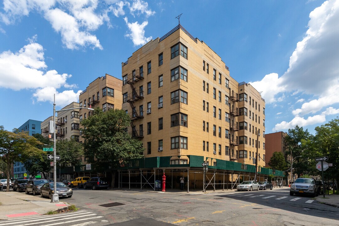 Origin North Valentine in Bronx, NY - Building Photo