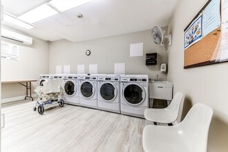 1550 Worcester Rd in Framingham, MA - Building Photo - Building Photo