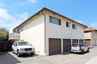 16790 Bardon Ln in Huntington Beach, CA - Building Photo - Building Photo