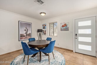 10069 E Paradise Dr in Scottsdale, AZ - Building Photo - Building Photo