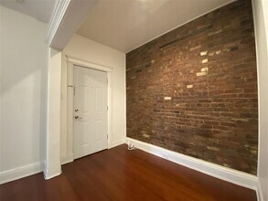 316 Hoboken Ave in Jersey City, NJ - Building Photo - Building Photo