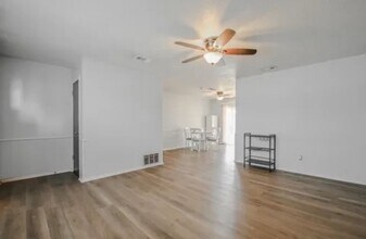 5013 53rd St in Lubbock, TX - Building Photo - Building Photo