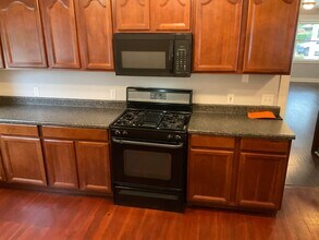 154 N Shaffer St in Orange, CA - Building Photo - Building Photo