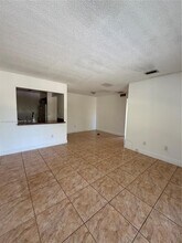 2530 W 67th Pl in Hialeah, FL - Building Photo - Building Photo