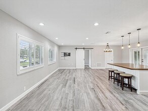 605 Gardenia St in Belleair, FL - Building Photo - Building Photo