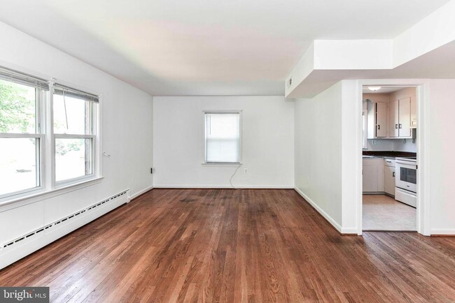 130 S 29th St in Purcellville, VA - Building Photo - Building Photo