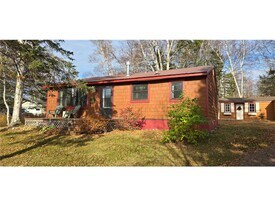 6865 MN-61 in Tofte, MN - Building Photo