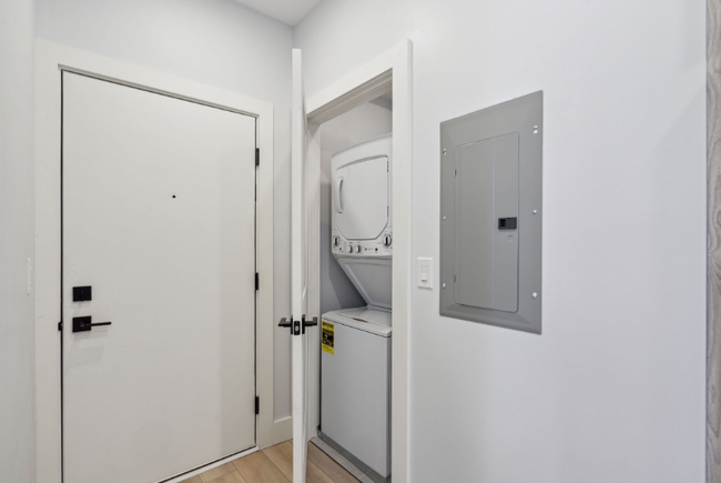 3439 Lancaster Ave in Philadelphia, PA - Building Photo - Building Photo