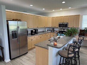 9069 Dupont Pl in Wellington, FL - Building Photo - Building Photo