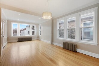 4554 S Washtenaw Ave. in Chicago, IL - Building Photo - Building Photo