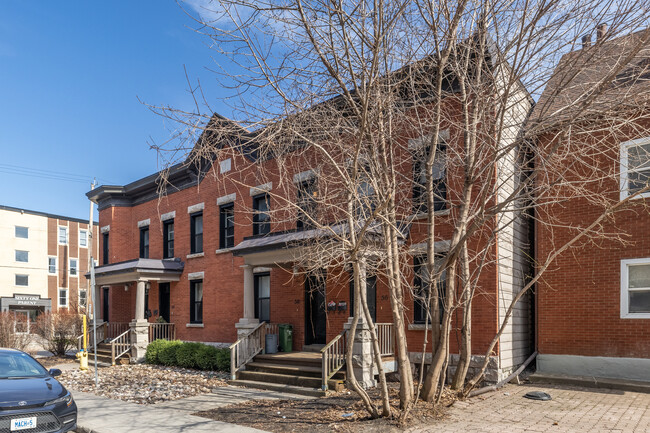56-62 St Bruyère in Ottawa, ON - Building Photo - Building Photo