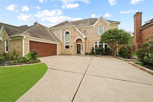 2654 Milburn Dr in League City, TX - Foto de edificio - Building Photo