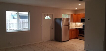 818 Tequesta St in Fort Lauderdale, FL - Building Photo - Building Photo