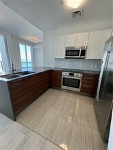 601 NE 27th St, Unit 1803 in Miami, FL - Building Photo - Building Photo