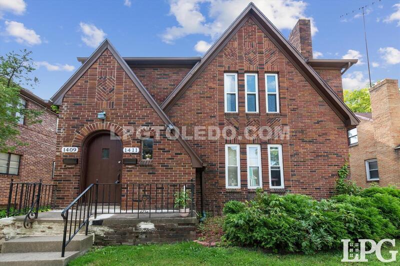 1411 Potomac Dr in Toledo, OH - Building Photo