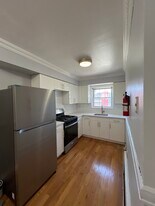 20 Western Ave, Unit 3 in Jersey City, NJ - Building Photo